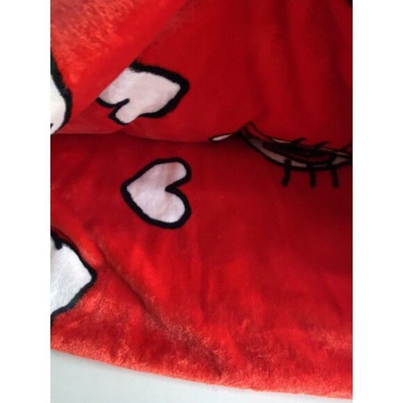 Hello Kitty Sunglasses Valentines Soft Throw Red Blanket White Hearts 60 X 70” - Picture 14 of 15